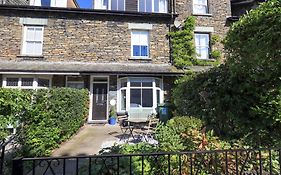 Stones Throw Cottage